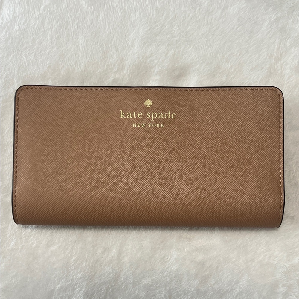 Kate Spade lg slim bifold saffiano pvc light fawn brynn